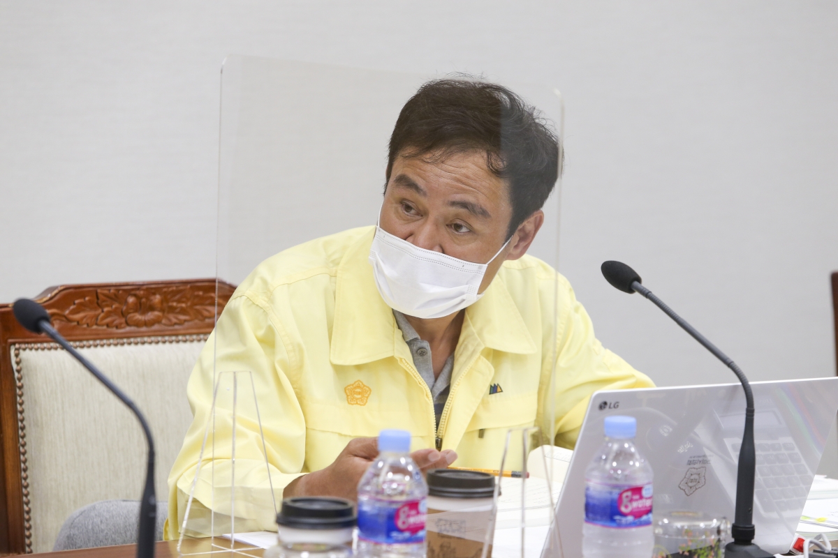 20200915-028[AP7U9266-제243회 임시회 기획행정위원회 소관 2020년도 제2회추가경정예산안 예비심사활동.JPG