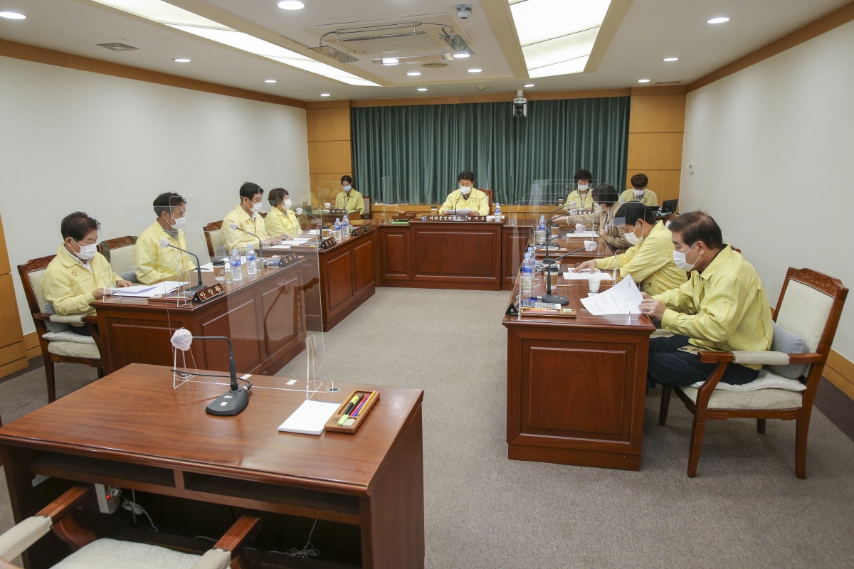20201007-001[AP7U0114-폐회중 의회운영위원회 활동.JPG