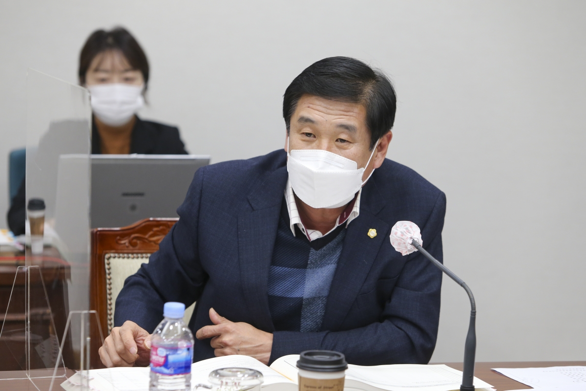 20201201-031[AP7U4192-제245회 정례회 산업건설위원회 소관 2021년도 예산안 및 기금운용계획안 예비심사활동.JPG