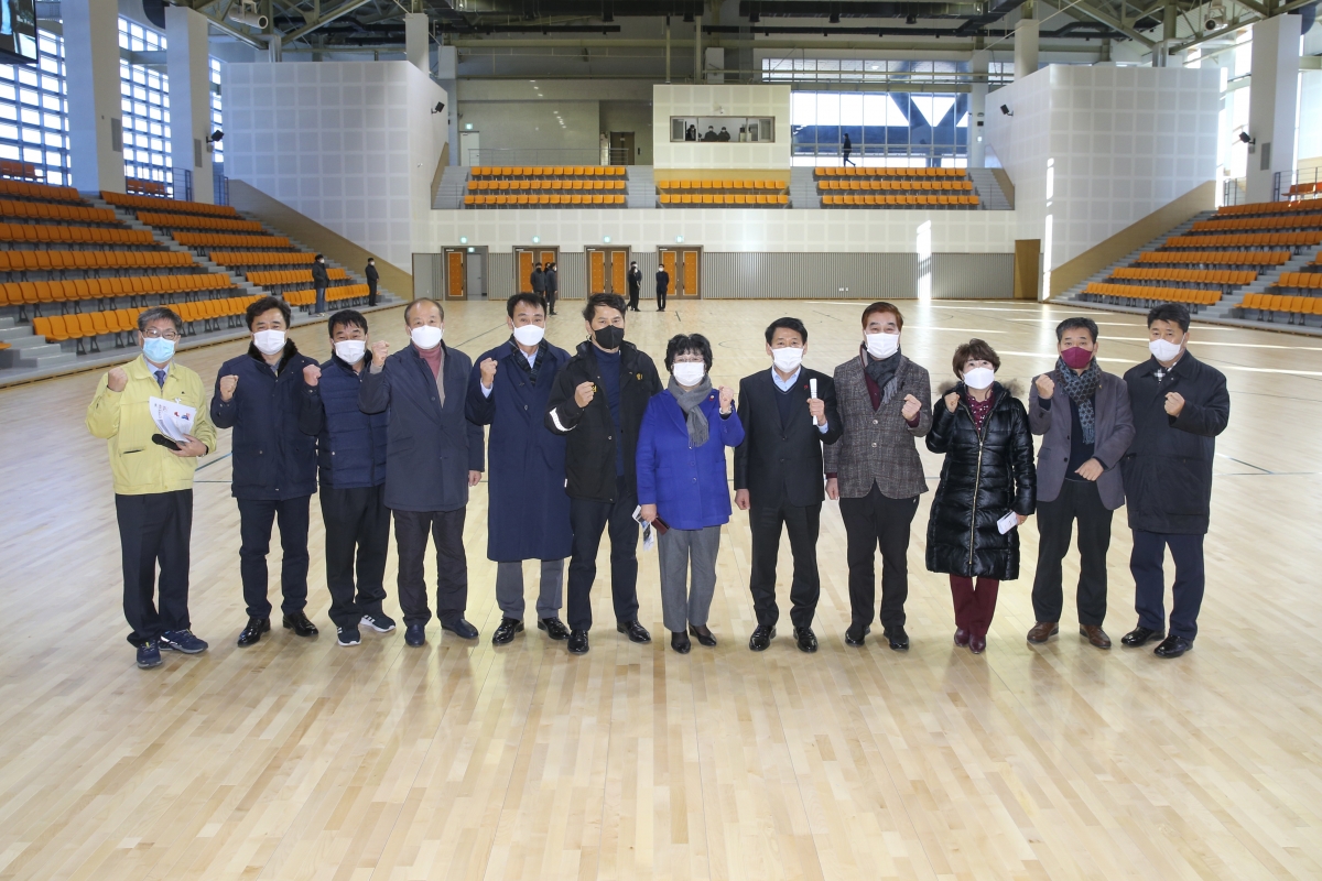 20201214-081[AP7U5038-제245회 제2차 정례회시 기획행정위원회 구미시복합스포츠센터 방문.JPG