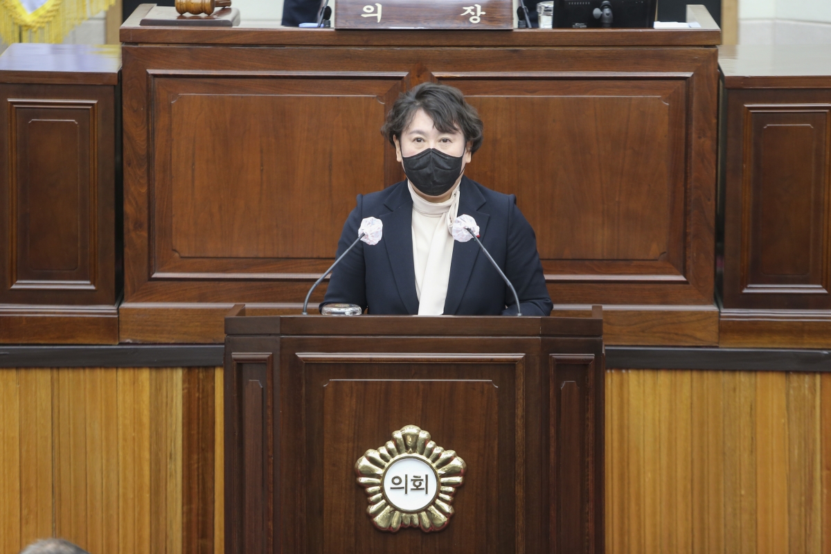 20201217-005[AP7U5356-제245회 정례회 제3차 본회의시 이지연 의원 5분자유발언.JPG