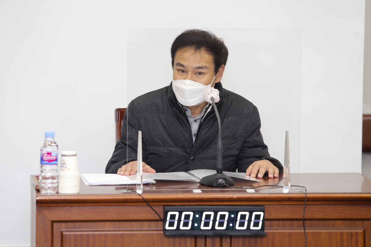 20210203-009[AP7U6978-제246회 임시회 기획행정위원회 조례안 심사활동.jpg