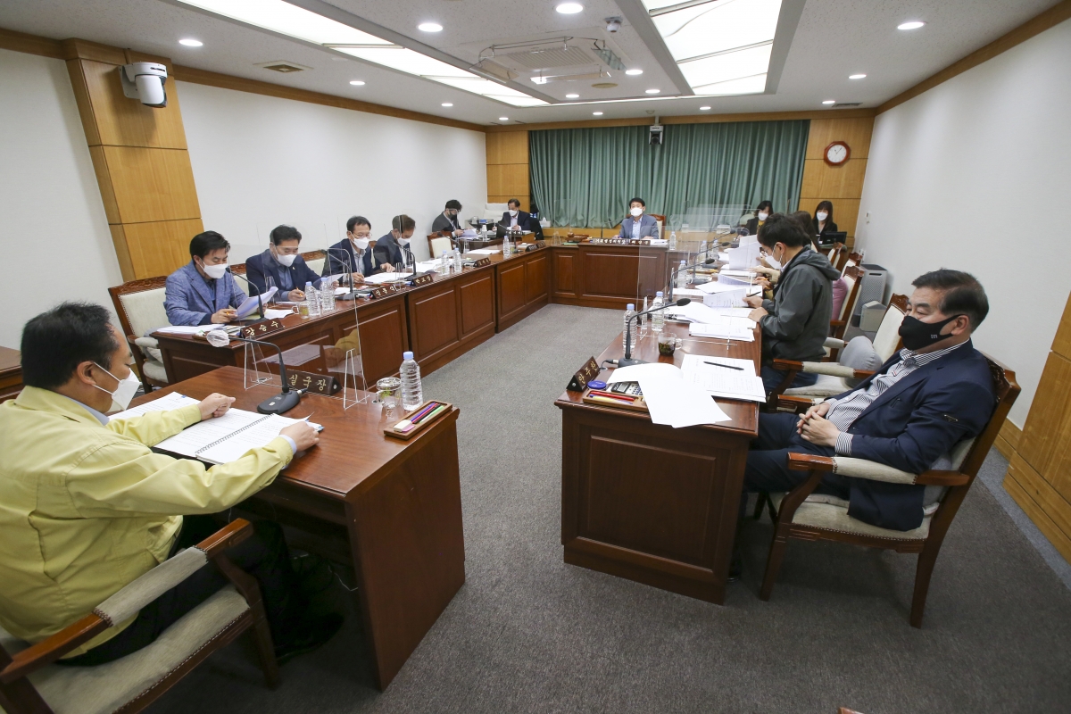 20210412-009[AP7U9886-제248회 임시회 기획행정위원회 조례심사 및 행정사무감사 계획서 작성.jpg