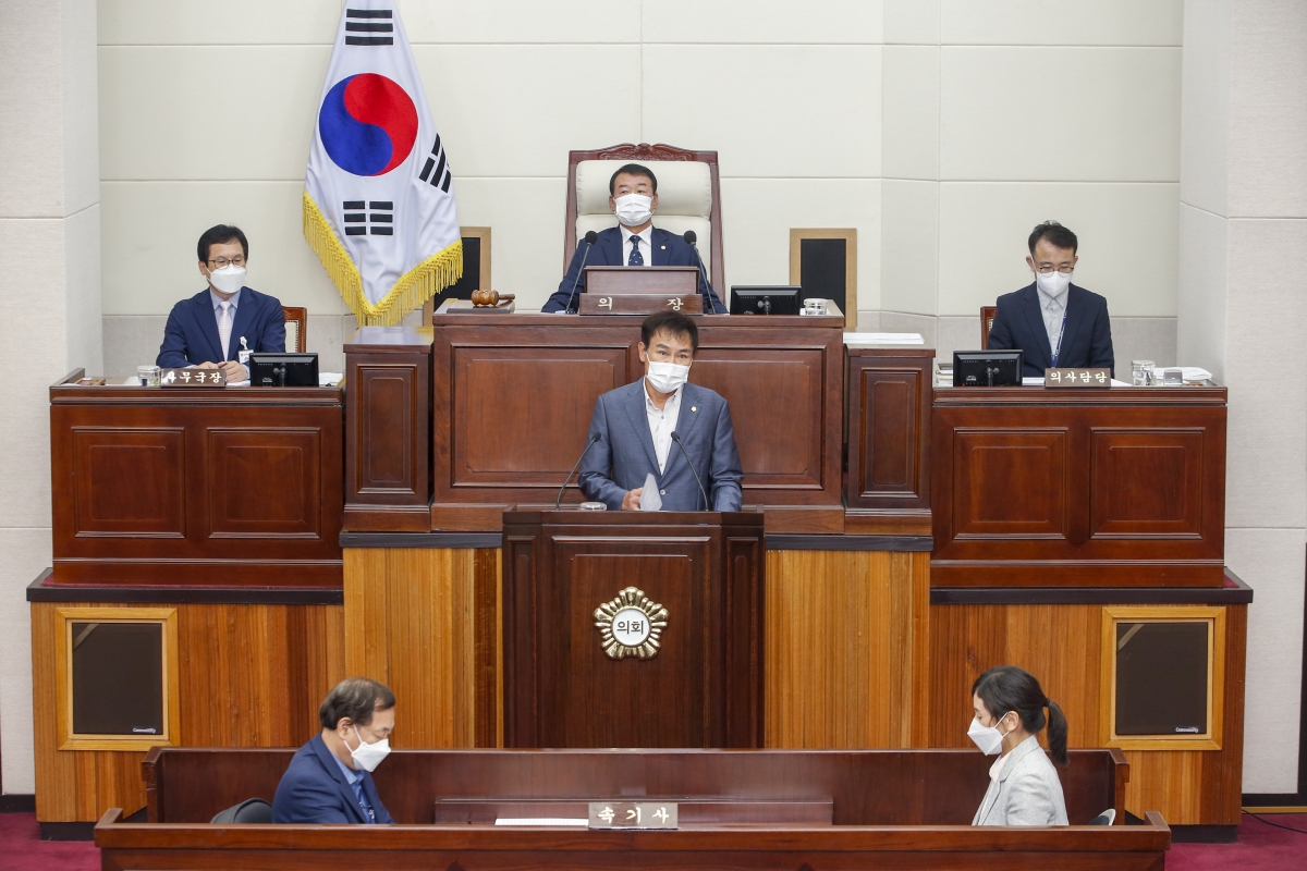 20210915-005[_P7U5571-제252회 임시회 제2차 본회의시 김재우 의원 5분 자유발언.jpg