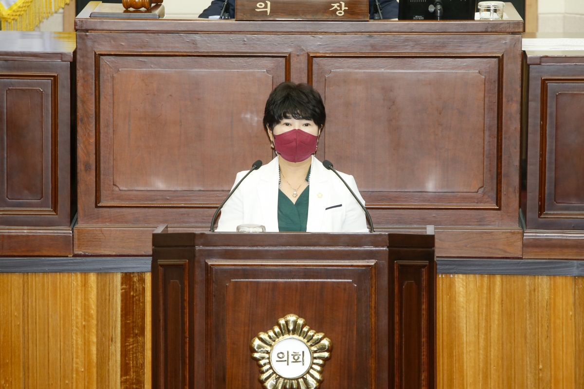 20210915-016[_P7U5602-제252회 임시회 제2차 본회의시 장미경 대구취수원구미이전반대특별부위원장 특별위원회 활동결과보고.jpg