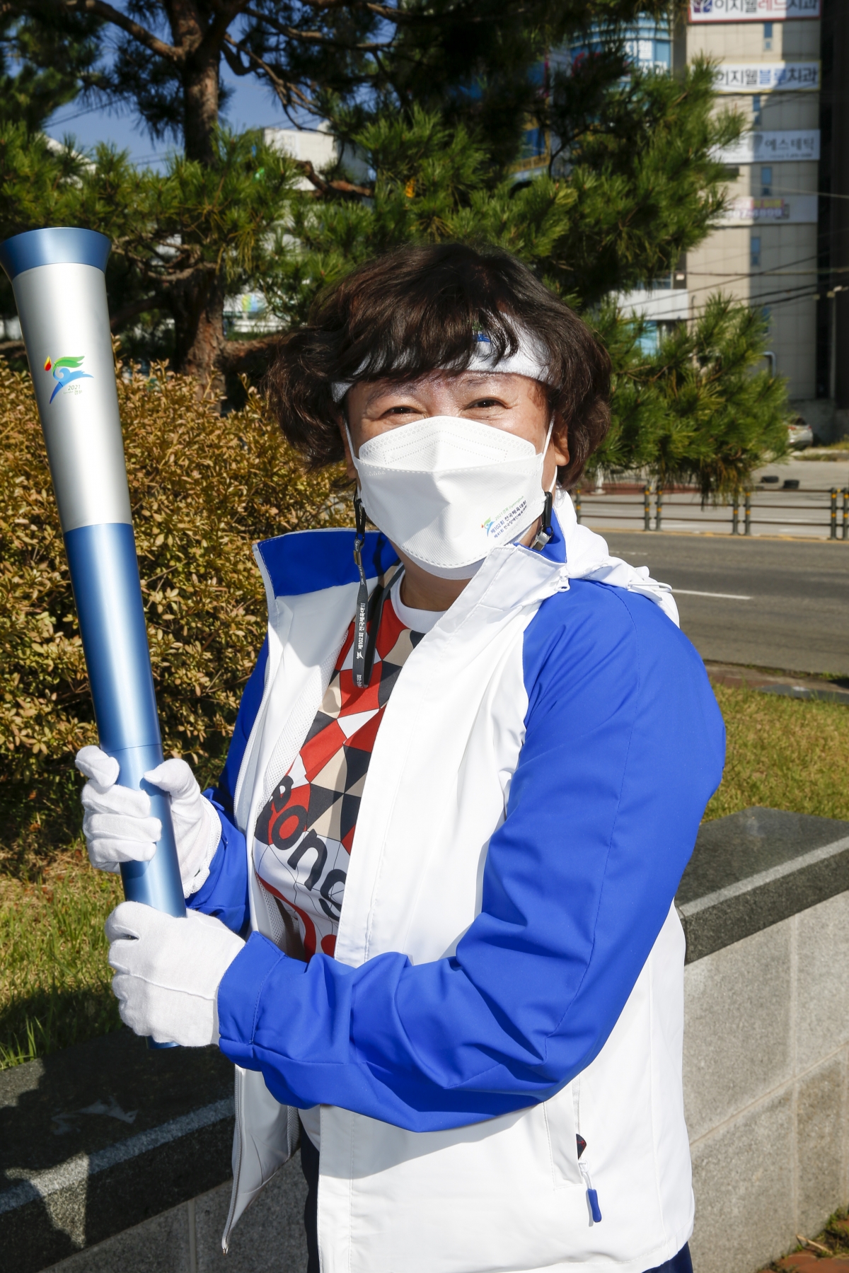 20211020-056[_P7U8196-제41회 전국장애인체전 성화봉송.jpg