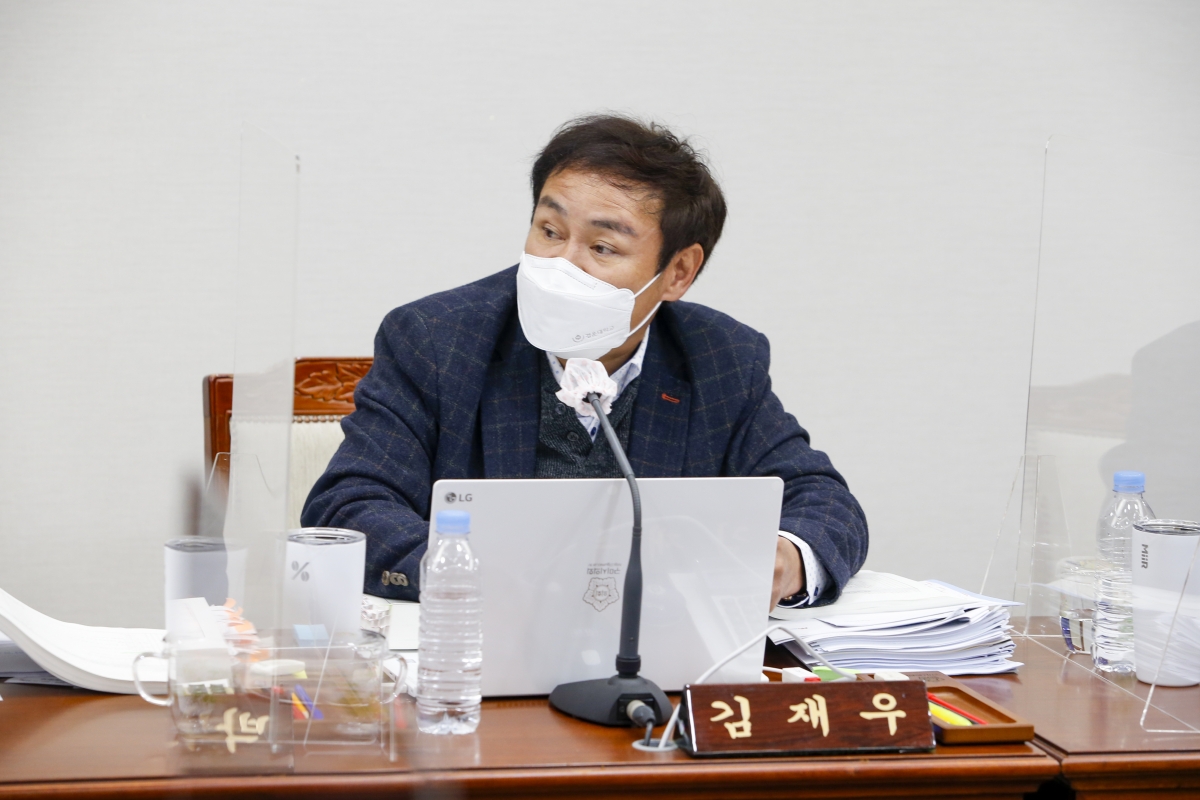 20211129-023[_P7U1621-제253회 정례회시 기획행정위원회 소관 2022년도 예산안 예비심사활동.jpg