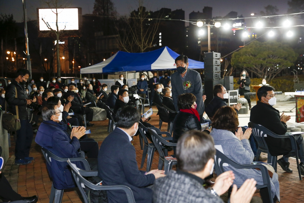 20211205-041[_P7U2567-2021 성탄트리 점등식.jpg