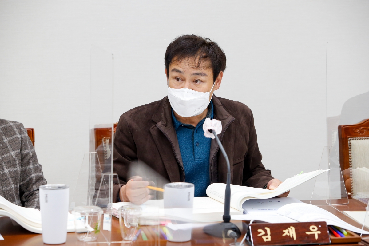 20211214-010[_P7U3291-제254회 정례회시 기획행정위원회 2021년도 제3회 추가경정예산안 예비심사 활동 .jpg