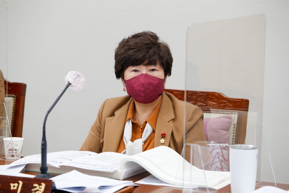 20211214-015[_P7U3324-제254회 정례회시 기획행정위원회 2021년도 제3회 추가경정예산안 예비심사 활동 .jpg