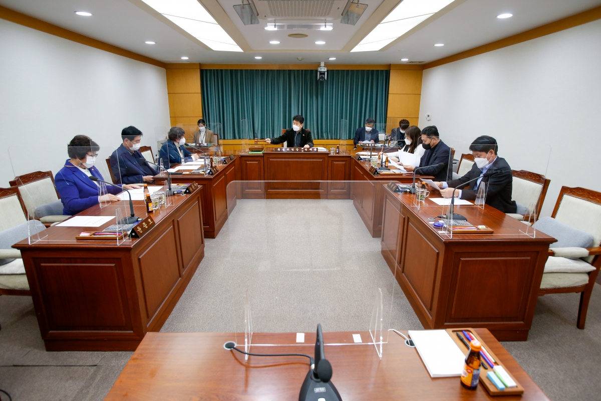 20211229-003[_P7U4907-1-제254회 구미시의회 제2차 정례회 폐회중 제6차 윤리특별위원회 활동.JPG