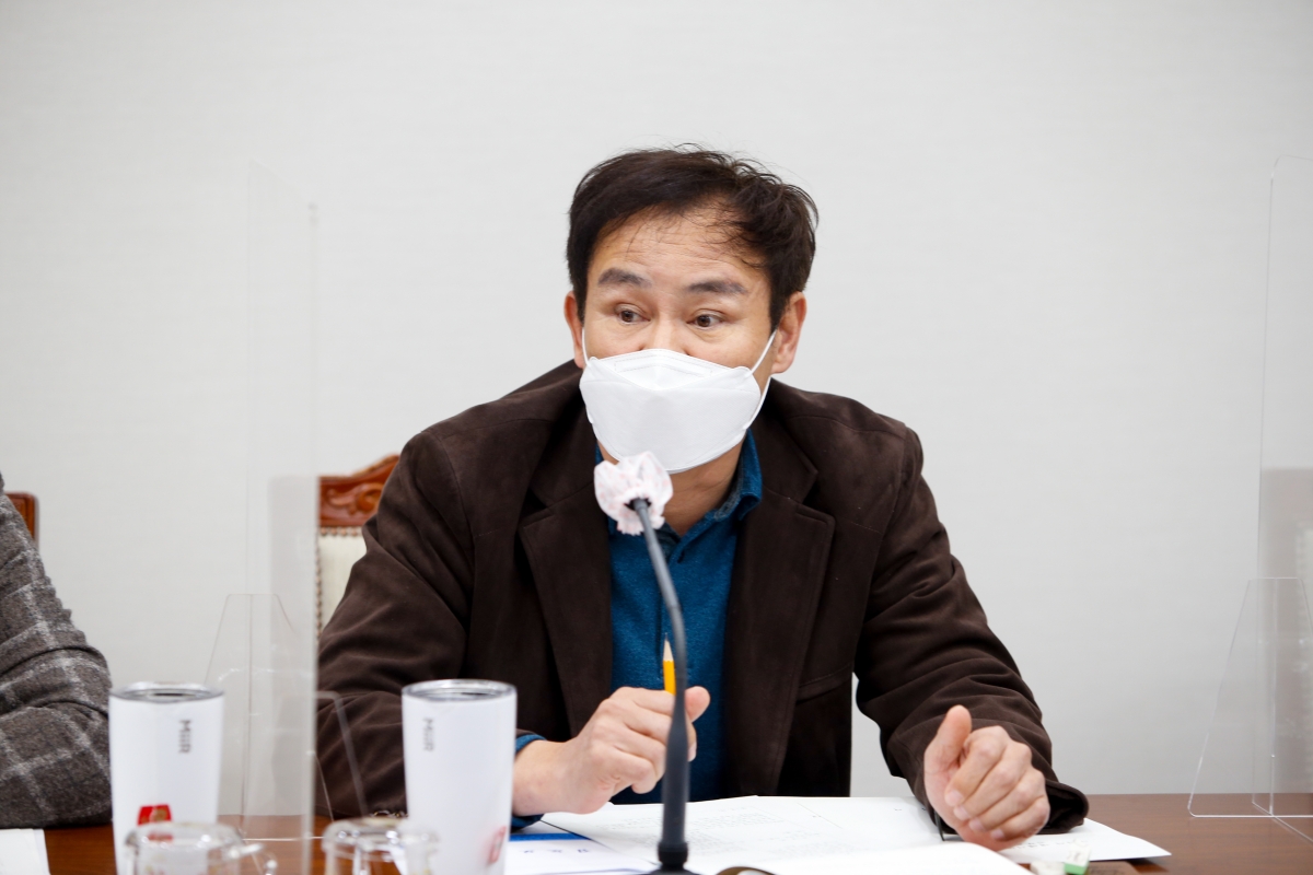 20220119-025[_P7U5981-제255회 임시회시 기획행정위원회 조례안 심사활동.jpg