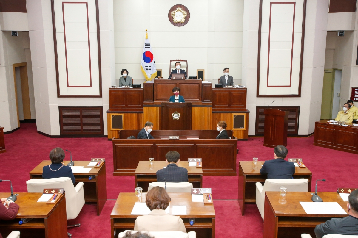 20220315-007[_P7U8803-제256회 임시회 제1차 본회의시 장미경 의원 5분 자유발언.jpg