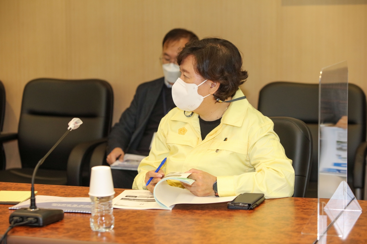 20220317-042[IMG_0370-제256회 임시회시 산업건설위원회 구미전자정보기술원 현장 방문.jpg