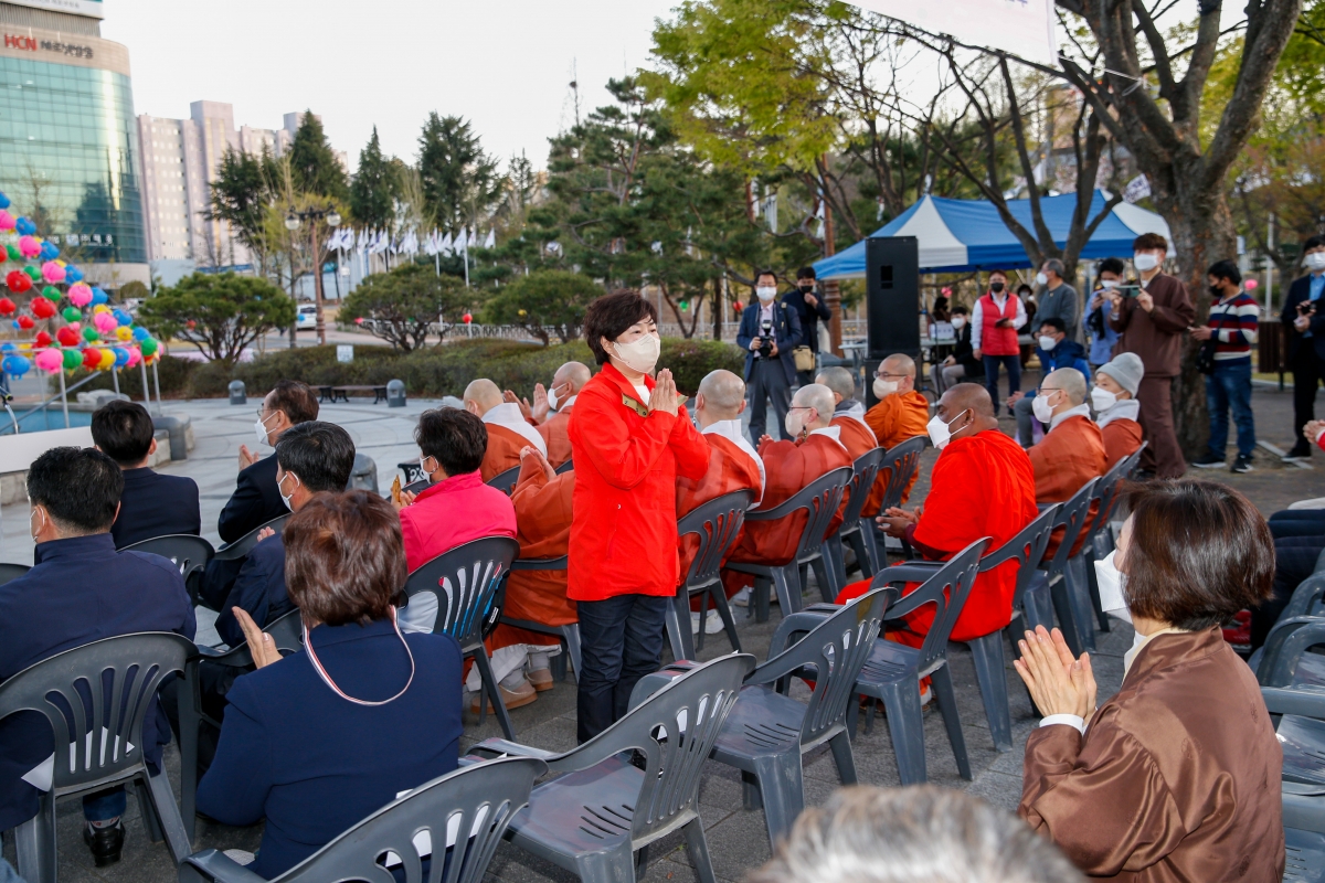 20220408-025[_P7U9954-불기2566 봉축탑 점등식.jpg