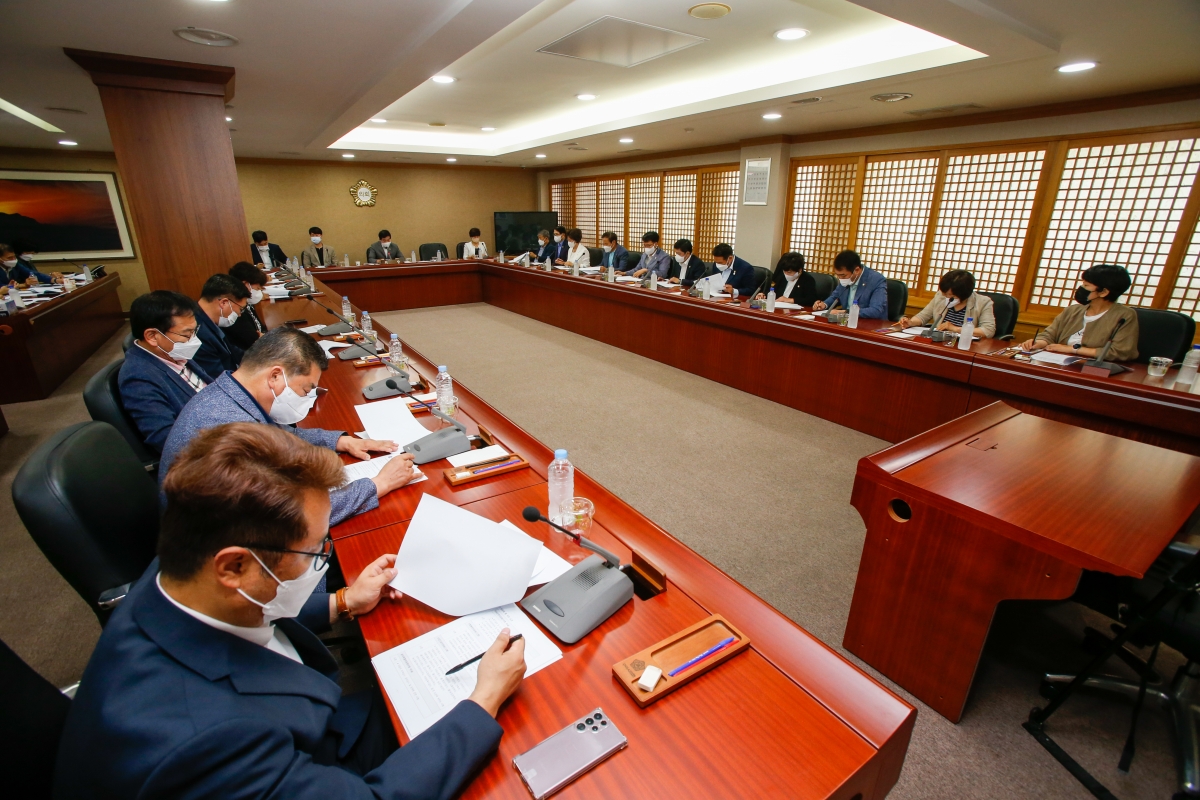 20220704-002[_P7U2513-구미시의회 전체의원 간담회.JPG