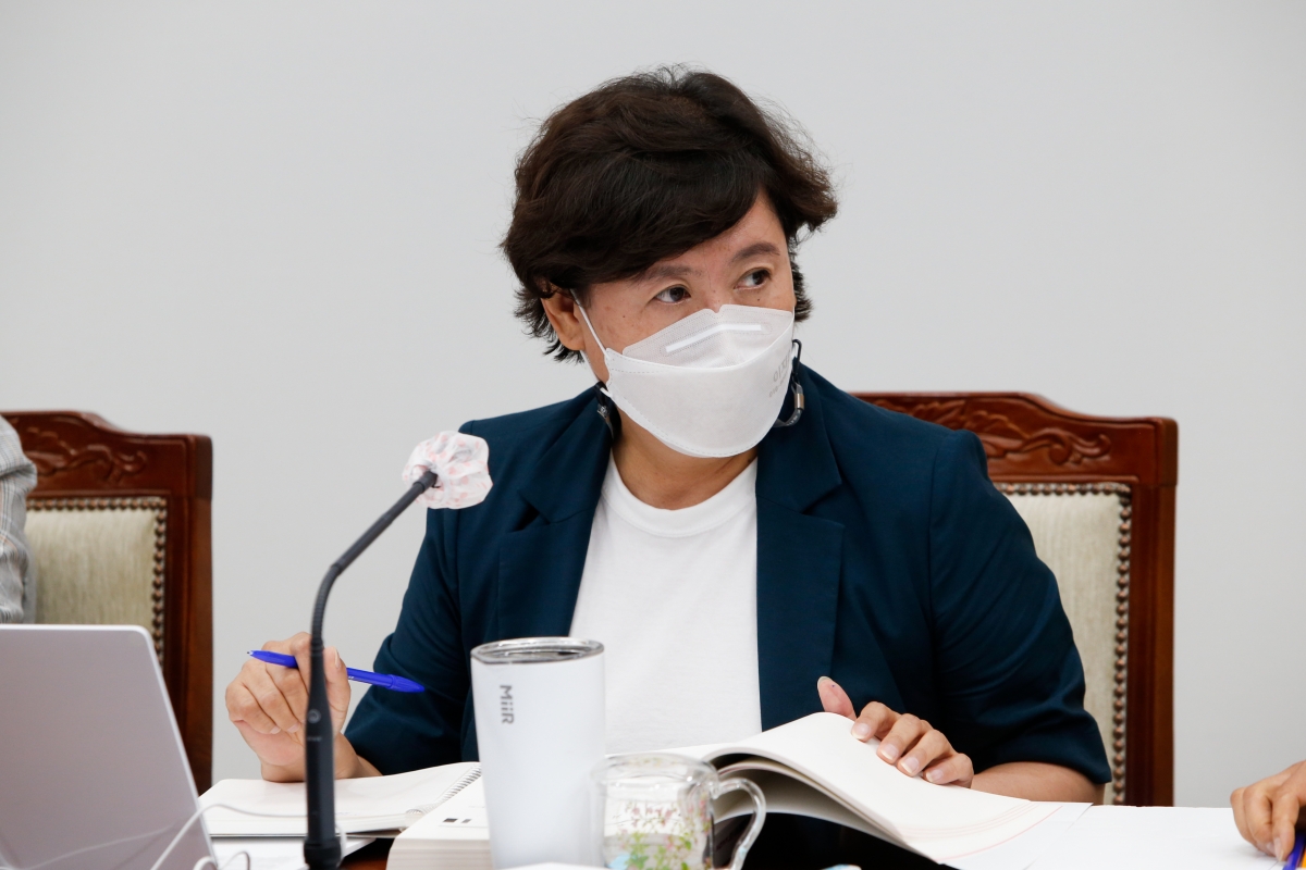 20220713-104[_P7U4426-제260회 임시회시 산업건설위원회 소관 2022년도 주요업무 보고의 건 활동.JPG