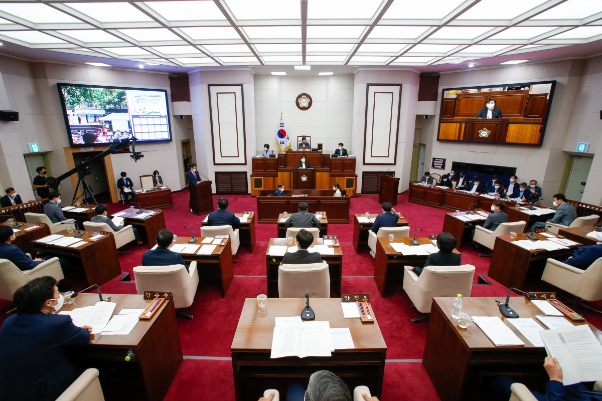 20220923-018[_P7U3418-제261회 제1차 정례회 제2차 본회의시 이지연 의원 시정질문 복사.jpg