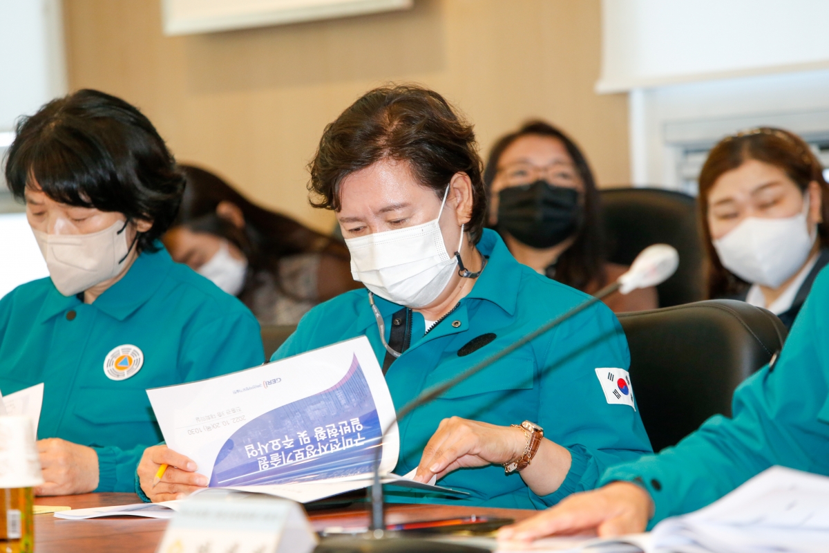 20221020-025[_P7U7477-제262회 임시회시 산업건설위원회 구미전자정보기술원 현장방문활동.JPG