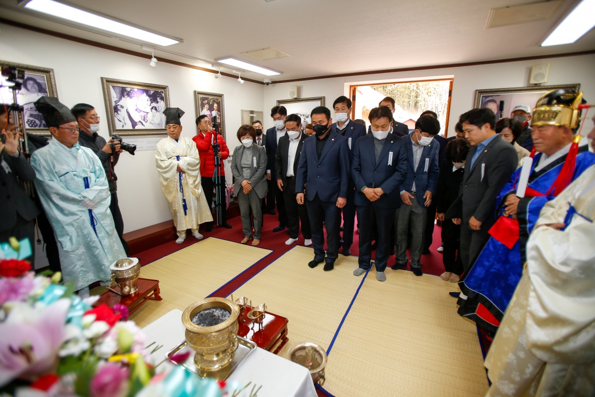 20221114-028[_P7U1033-박정희 대통령 탄신 105돌 숭모제.JPG