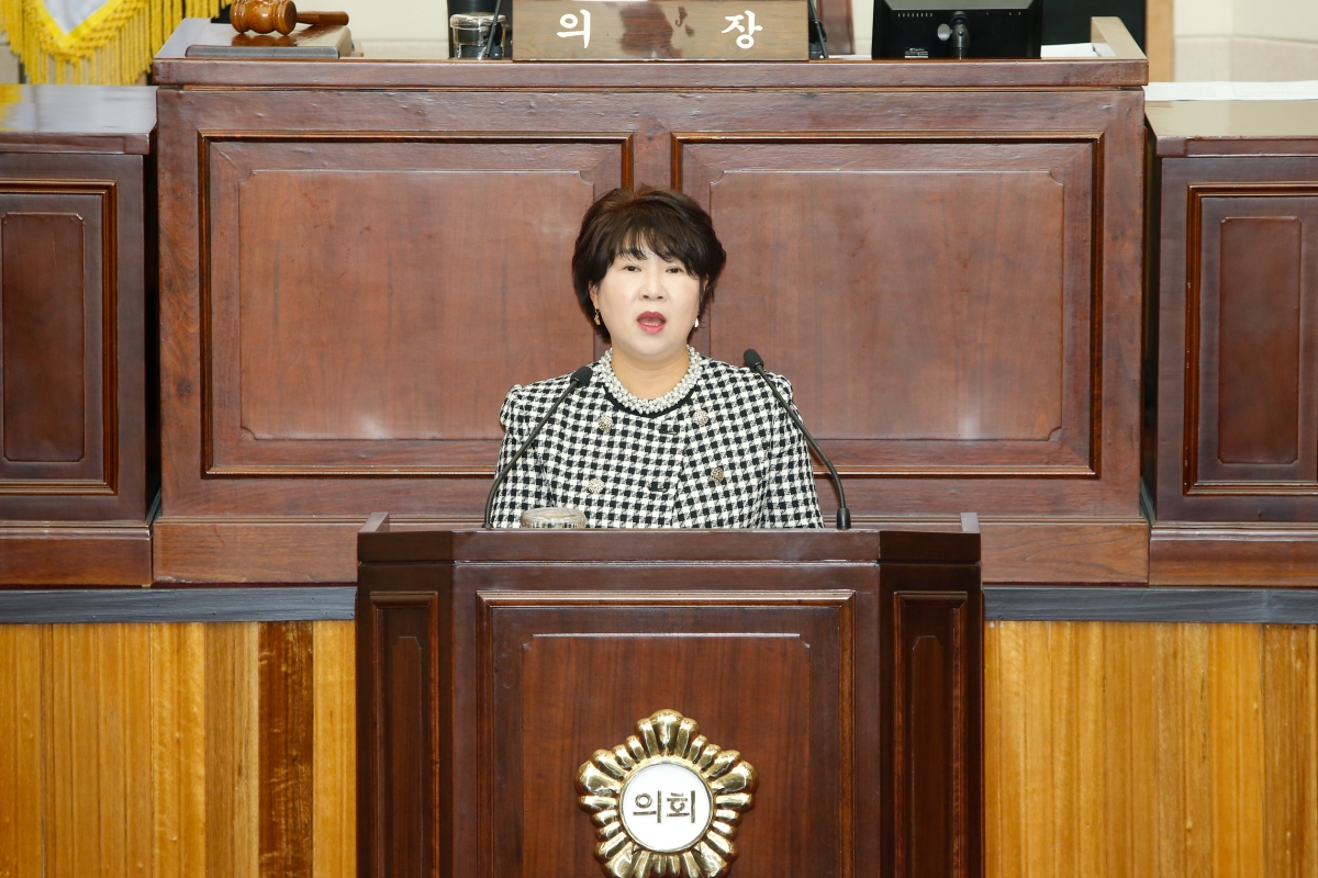 20221125-009[_P7U2659-제263회 구미시의회 제2차 정례회 제1차 본회의시 장미경 의원 5분 자유발언.JPG