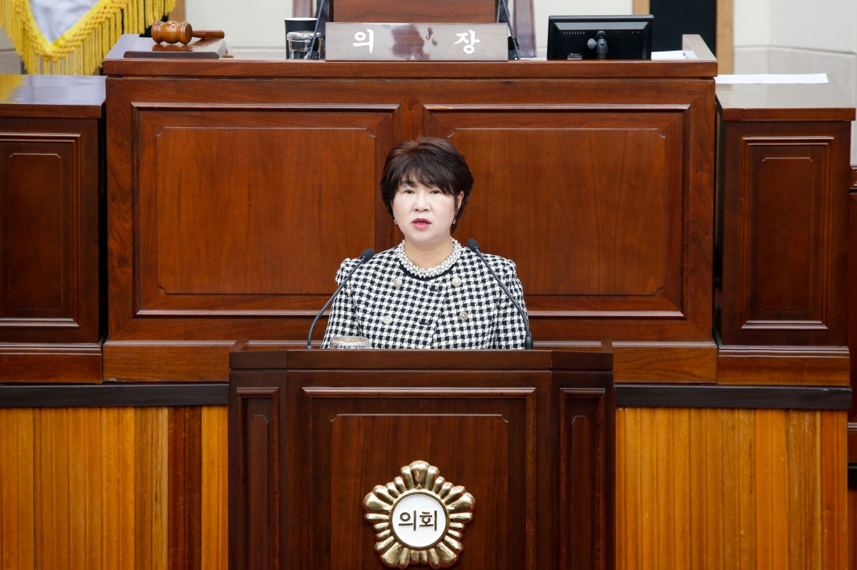 20221125-010[_P7U2663-제263회 구미시의회 제2차 정례회 제1차 본회의시 장미경 의원 5분 자유발언.JPG