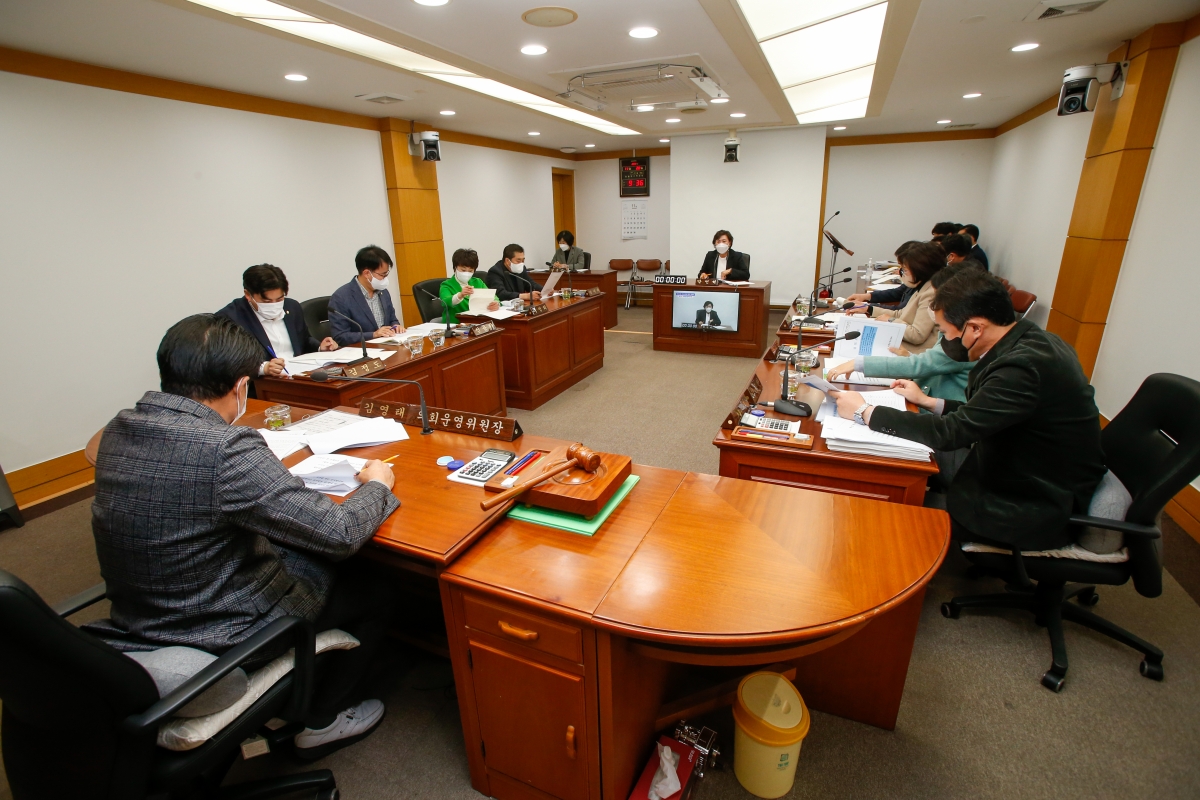 20221128-004[_P7U2974-제263회 구미시의회 제2차 정례회시 의회운영위원회 조례안 심사활동 .JPG
