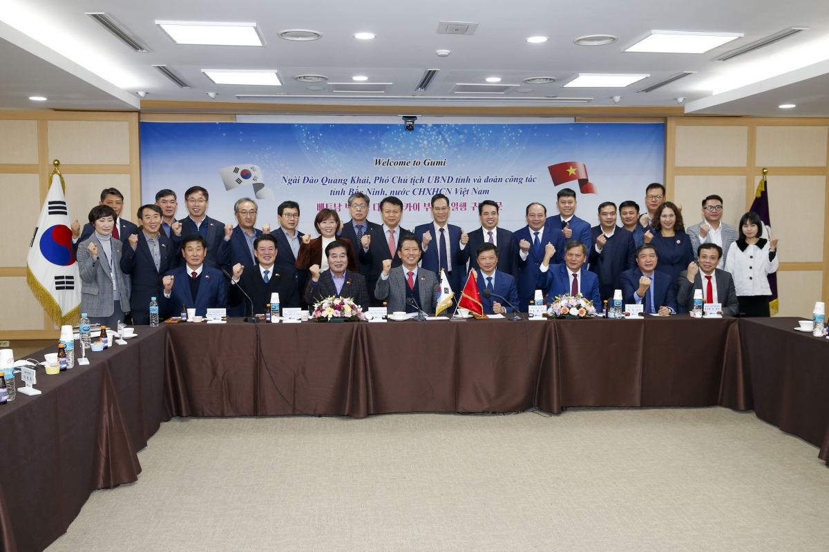 20221202-042[_P7U3914-1-베트남 박린성 다오 광 카이 부성장 구미방문 환영식.jpg