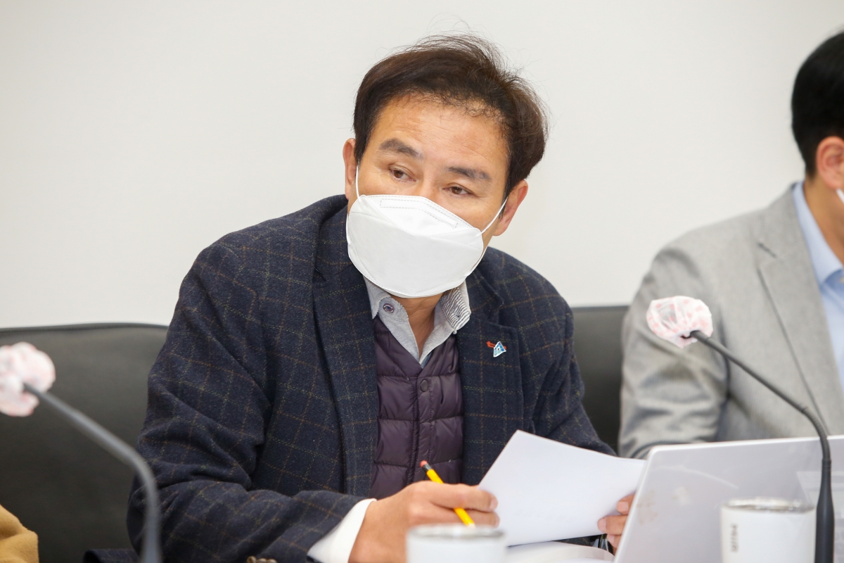 20221129-024[_P7U3160-제263회 구미시의회 제2차 정례회시 기획행정위원회 2023년도 예산안 및 기금운용계획안 예비심사활동.JPG