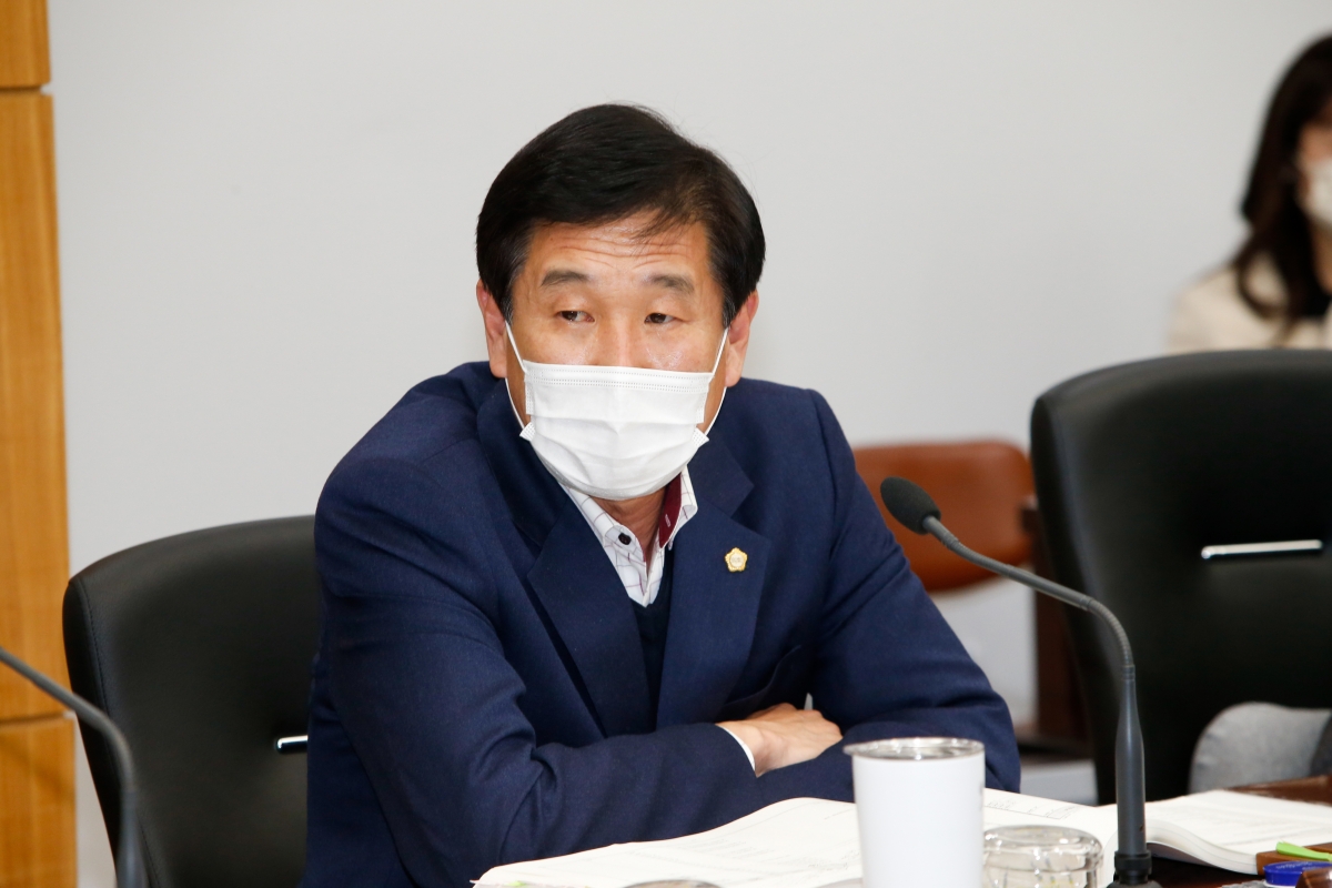 20221129-064[_P7U3283-제263회 구미시의회 제2차 정례회시 산업건설위원회 2023년도 예산안 및 기금운용계획안 예비심사활동.JPG