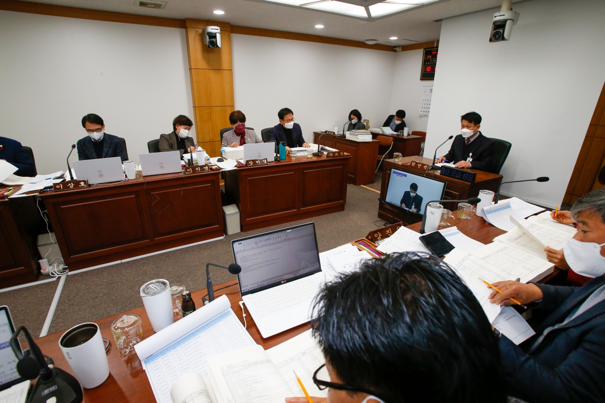 20221205-014[_P7U4458-제263회 구미시의회 제2차 정례회시 예산결산특별위원회 2023년도 예산안 및 기금운용계획안 심사활동.JPG