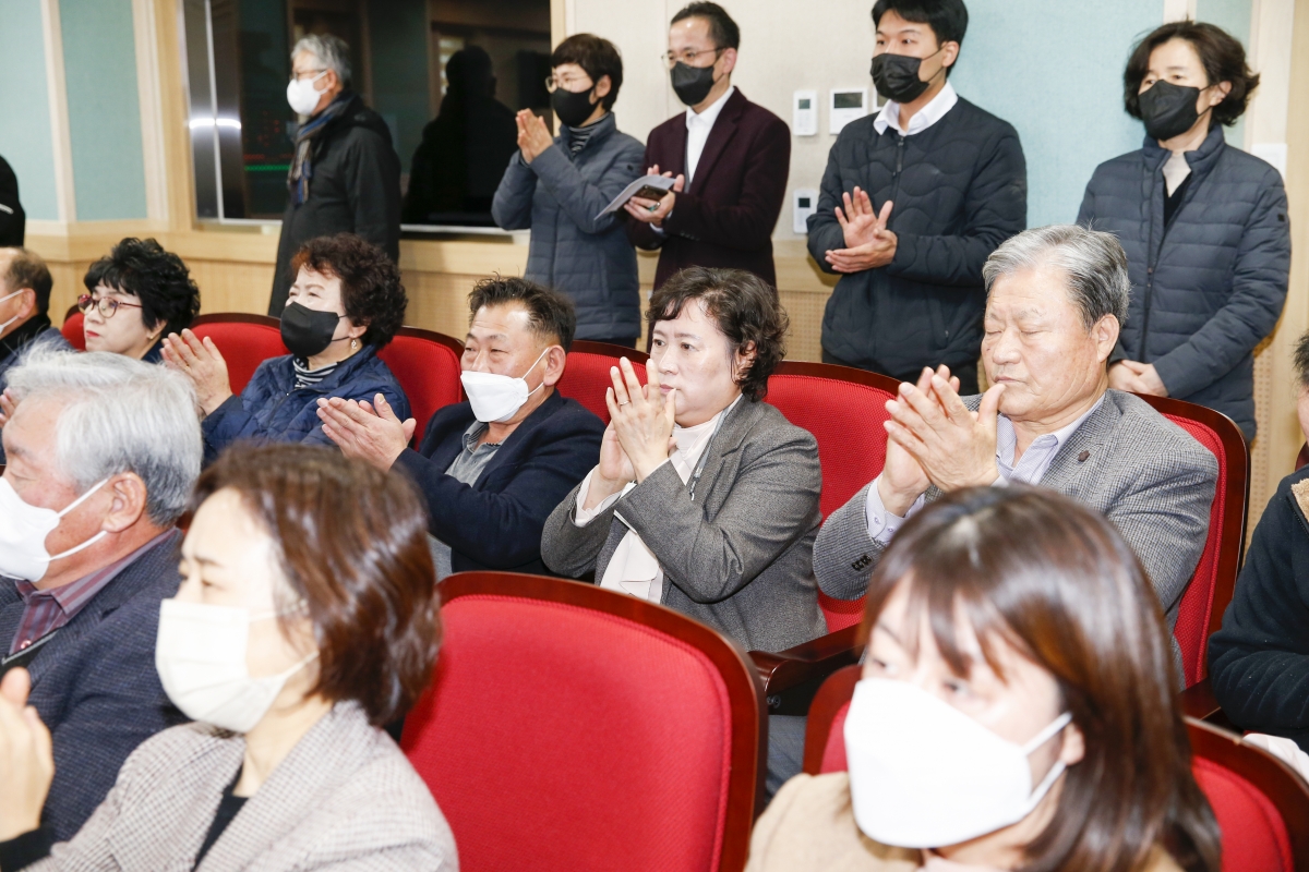 20230214-010[_P7U2066-1-한국생활개선구미시연합회 회장단 이·취임식 및 교육.jpg