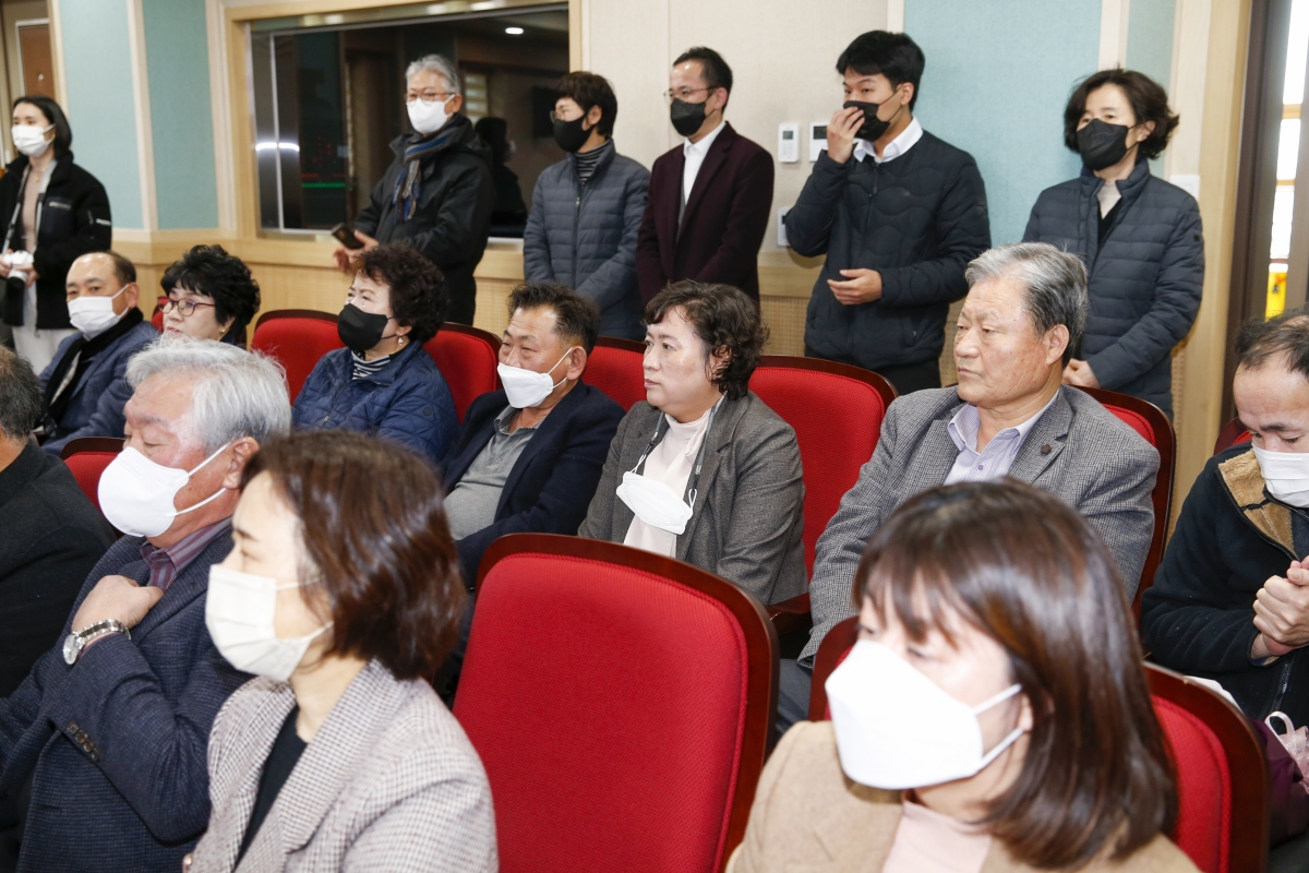 20230214-009[_P7U2062-1-한국생활개선구미시연합회 회장단 이·취임식 및 교육.jpg