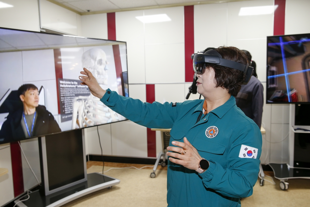 20230315-064[_P7U5003-1-제265회 임시회시 산업건설위원회 구미전자정보기술원 분원 현장방문.jpg