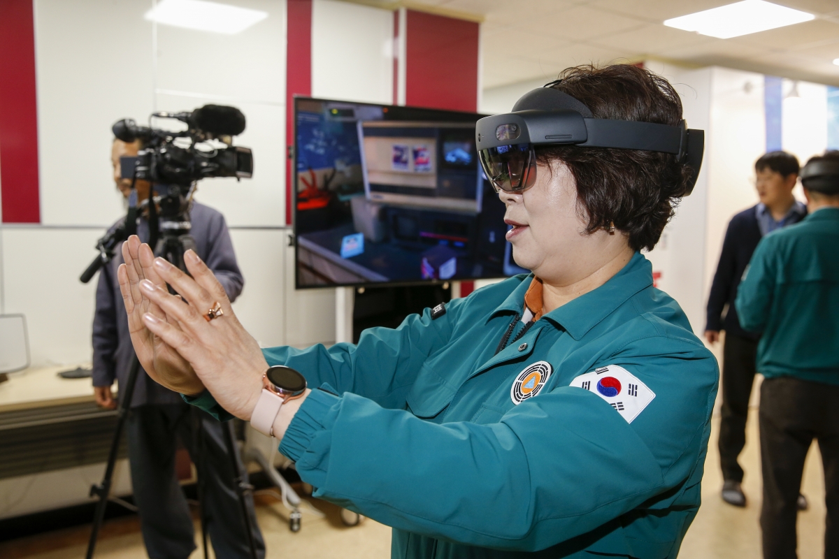 20230315-063[_P7U5002-1-제265회 임시회시 산업건설위원회 구미전자정보기술원 분원 현장방문.jpg