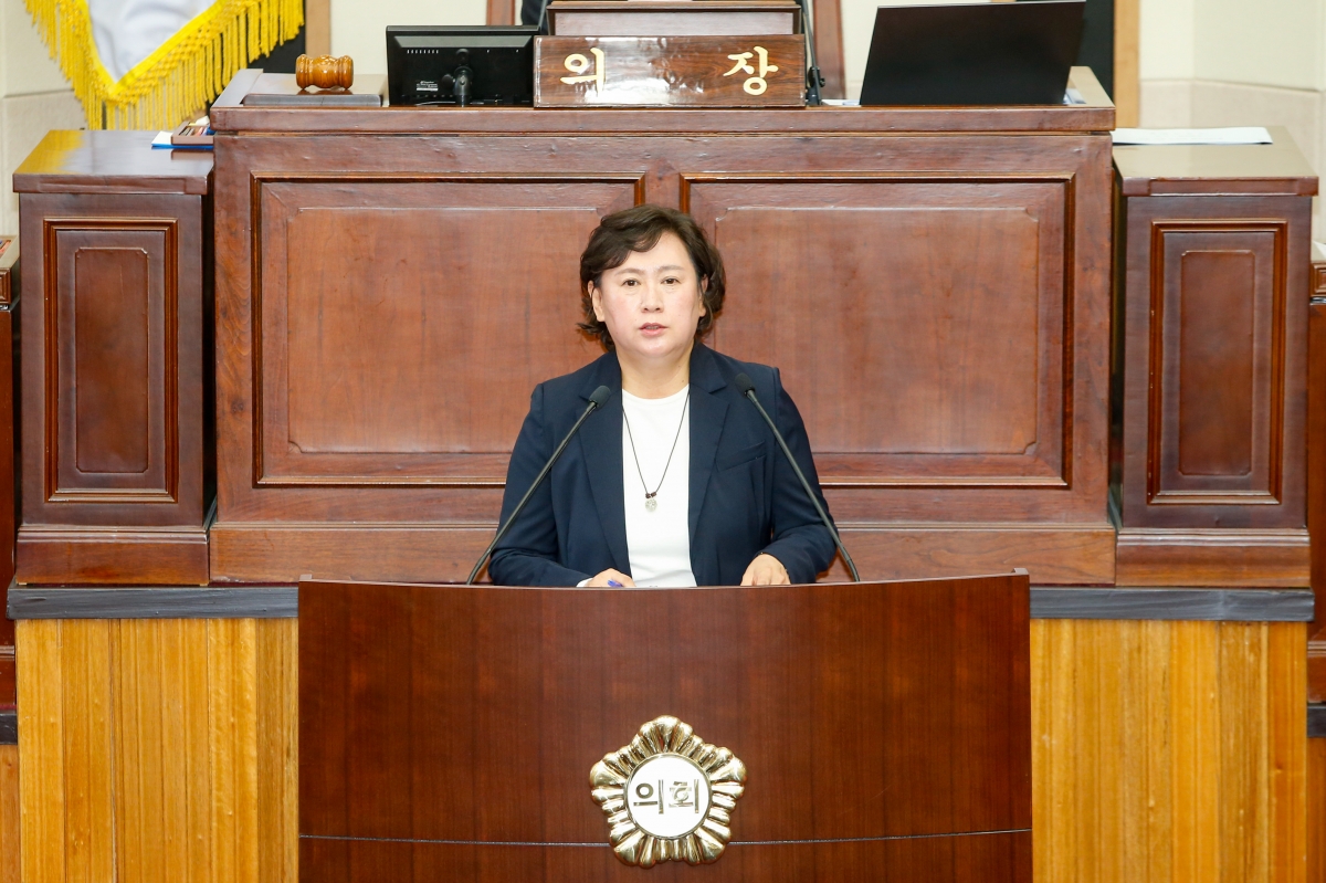 20230316-031[_P7U5209-제265회 임시회 제2차 본희의시 이지연 의원 구미시도시계획조례일부개정조례안 관련 반대토론.JPG