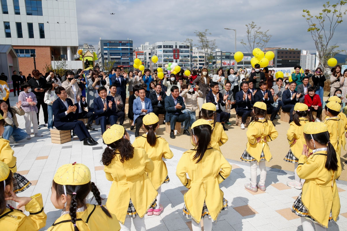 20230406-082[_P7U6865-구미시육아종합지원센터 개관식.JPG