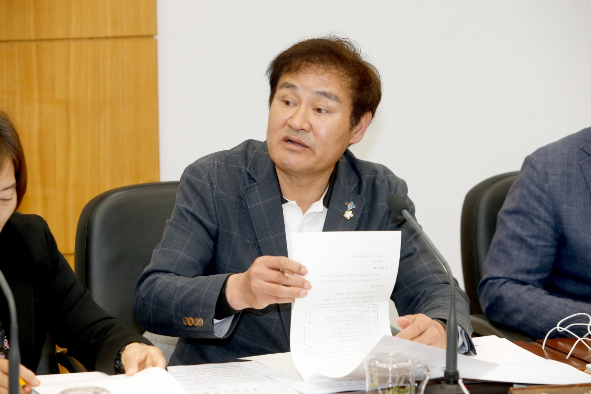 20230413-030[_P7U7787-제266회 임시회 기획행정위원회 조례안 심사활동.jpg