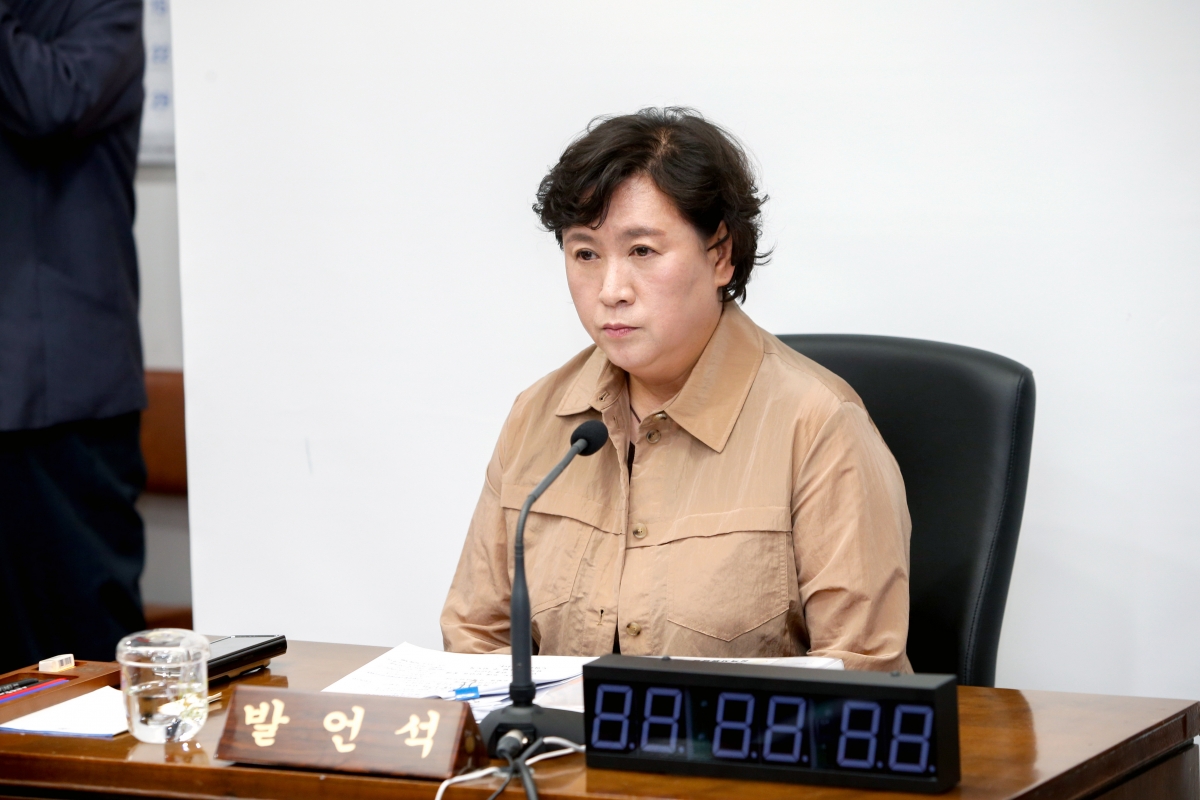 20230413-064[_P7U7819-제266회 임시회 산업건설위원회 조례안 심사활동.jpg