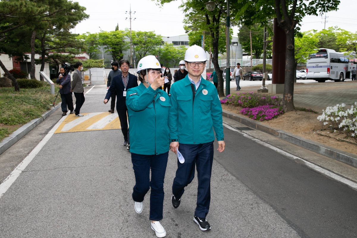 20230414-029[_P7U7998-제266회 임시회 산업건설위원회 구미하수처리장 현장방문.JPG