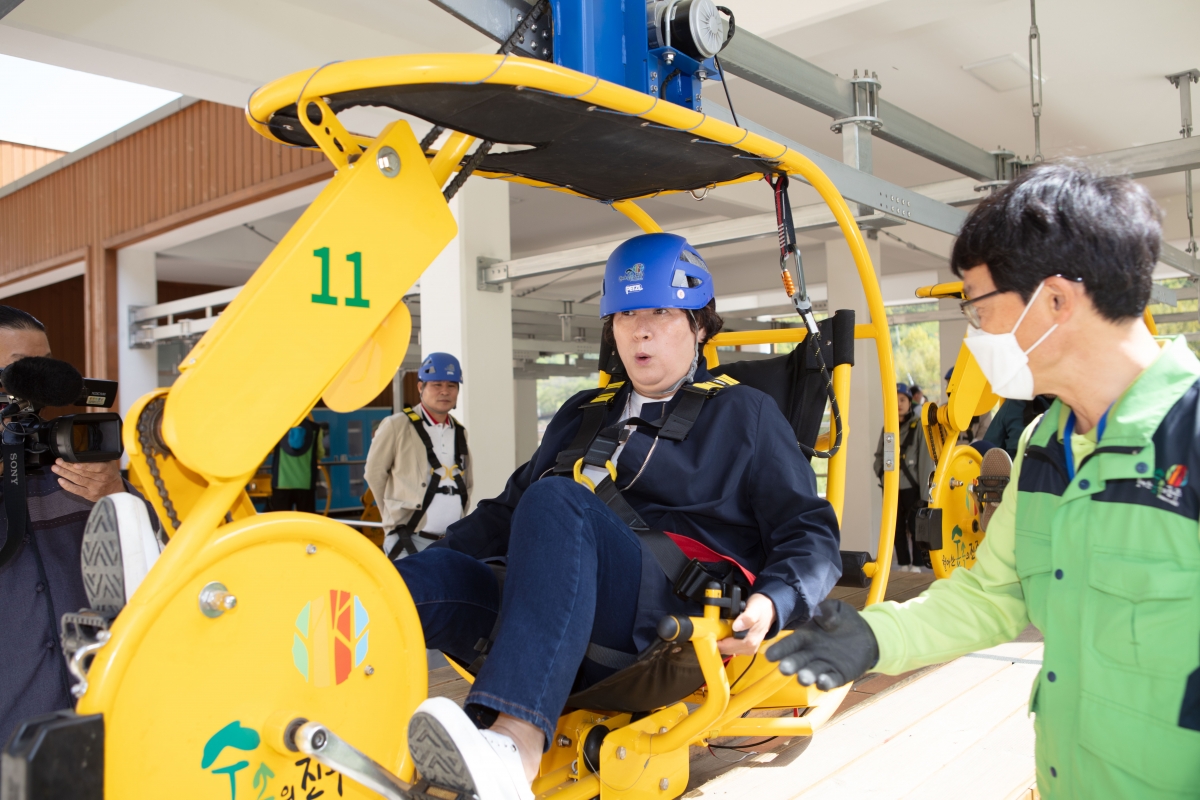 20230417-208[IMG_4389-제266회 임시회 산업건설위원회 경남 진주시 월아산 자연휴양림 비교견학.JPG