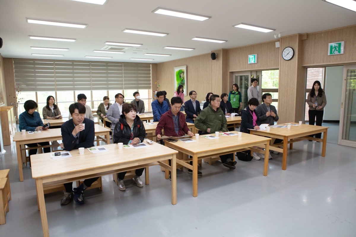 20230417-143[IMG_4251-제266회 임시회 산업건설위원회 경남 진주시 월아산 자연휴양림 비교견학.JPG