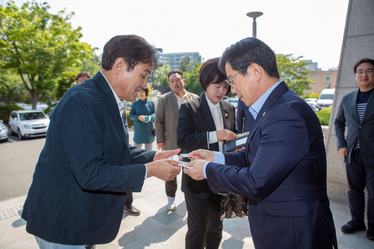 20230511-001[IMG_4889-제267회 임시회시 기획행정위원회 전남 여수시의회 비교견학.JPG