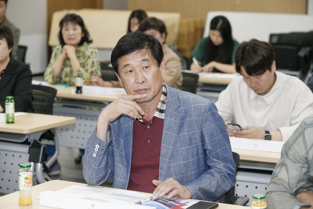 20230511-075[_P7U1231-1-제267회 임시회시 산업건설위원회 충남 천안시 포크빌축산물공판장 비교견학.jpg