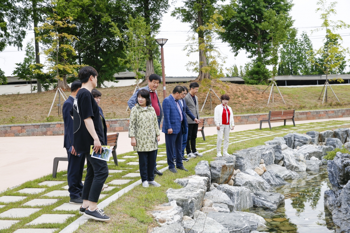 20230512-053[_P7U1428-1-제267회 임시회시 산업건설위원회 충남 천안시 성성호수공원 비교견학.jpg