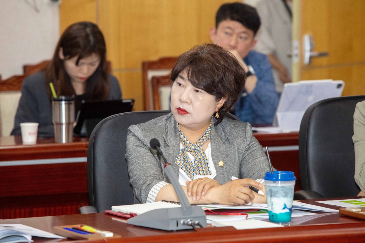 20230515-048[IMG_5179-의원연구단체 자치법규연구회 강연회.JPG