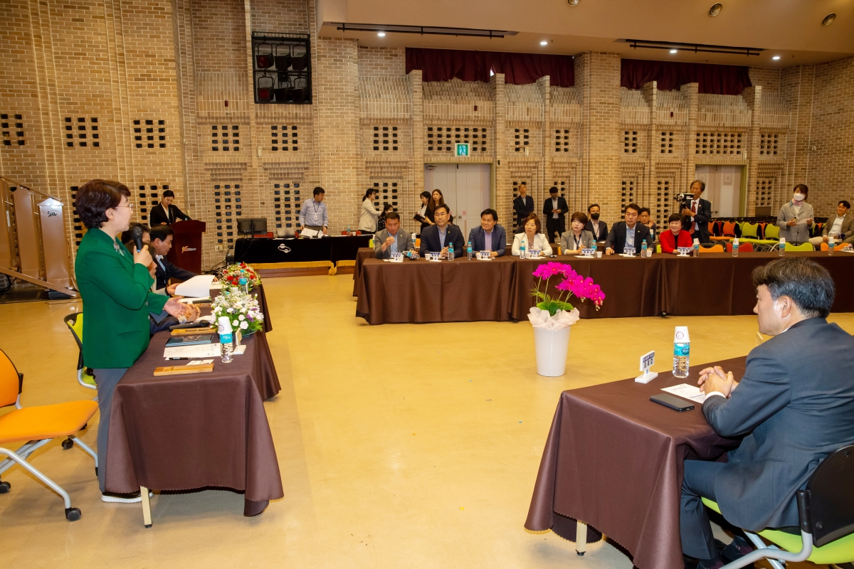 20230516-010[_P7U2125-아바텍-경상북도·구미시 투자양해각서 체결식.jpg