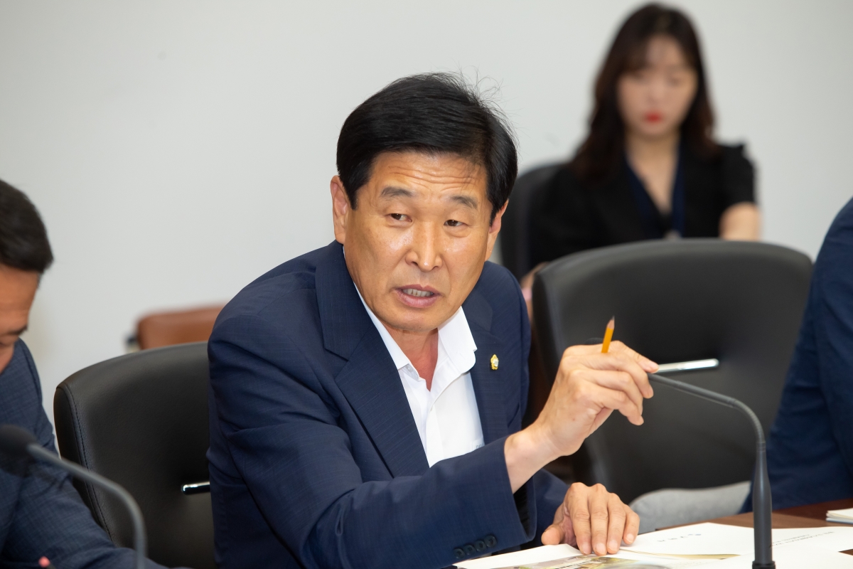 20230605-049[_P7U4241-제268회 정례회 산업건설위원회 조례안 심사활동.JPG