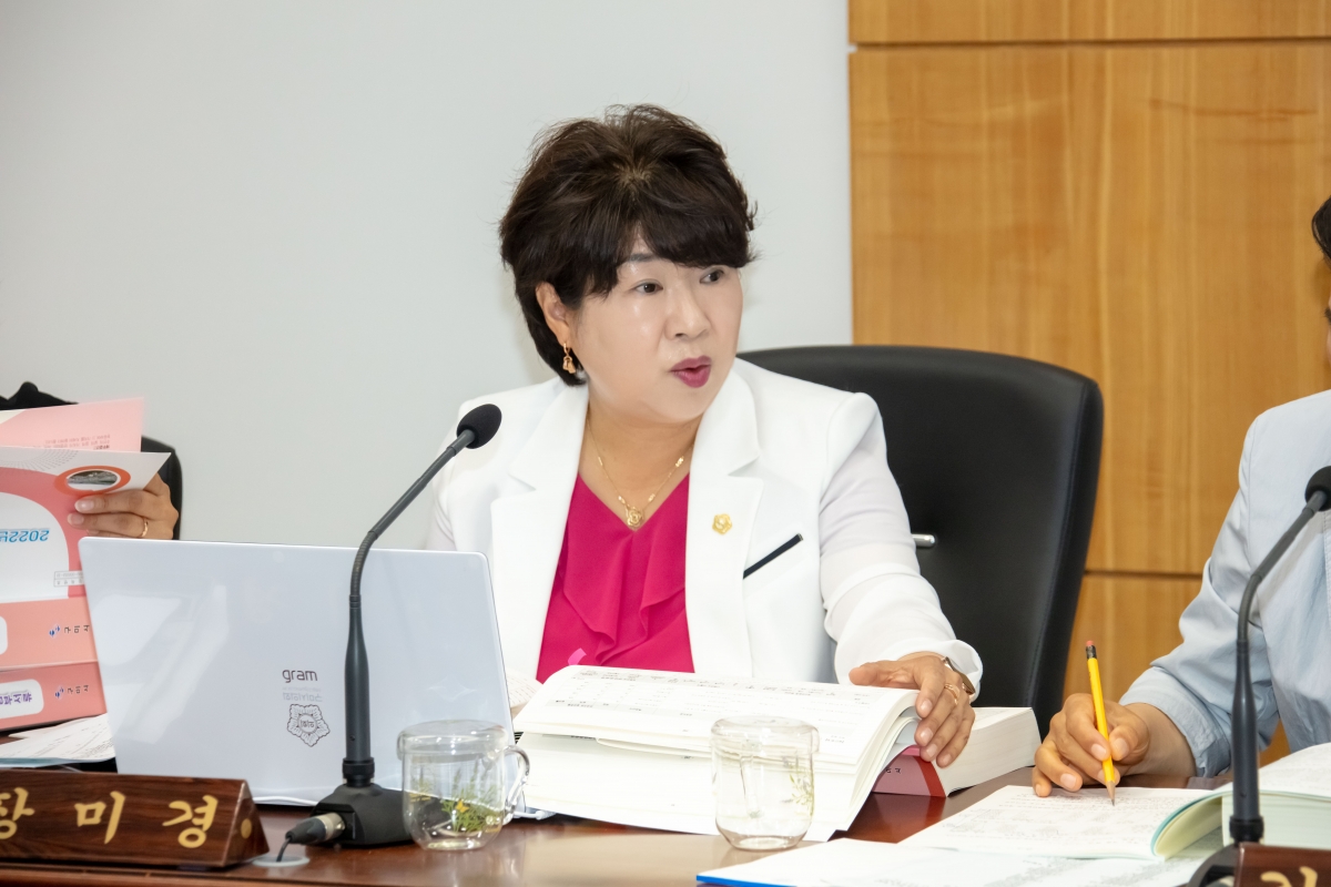 20230621-015[IMG_5554-제268회 정례회 예산결산특별위원회 2022회계연도 세입·세출 결산 승인안 심사활동.JPG