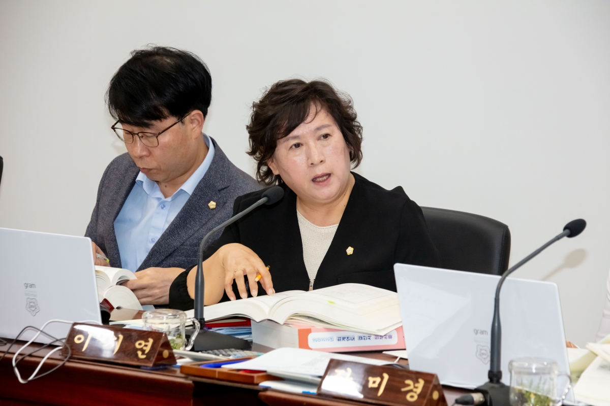 20230621-017[IMG_5566-제268회 정례회 예산결산특별위원회 2022회계연도 세입·세출 결산 승인안 심사활동.JPG